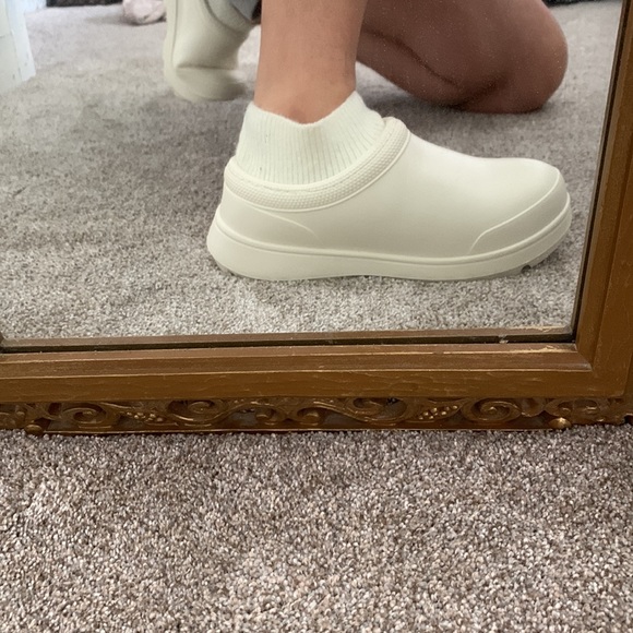 Nuvivas Sock Clogs ™️ - Picture 5 of 8